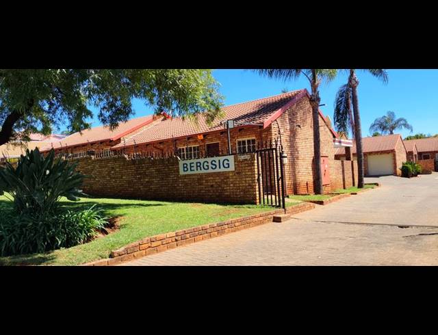 2 BEDROOM TOWNHOUSE FOR SALE IN AMANDASIG